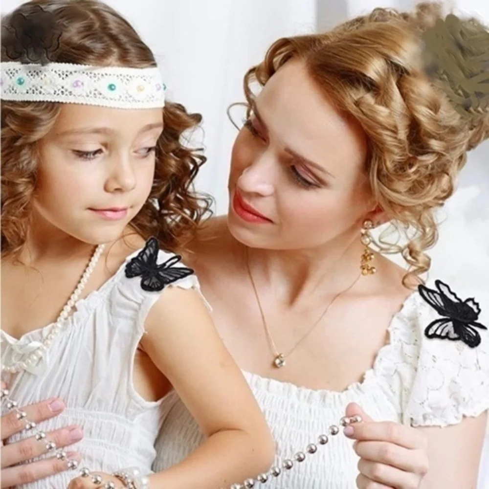 5 for $25!   9!! Embroidered Lace Hair Clips!!🦋